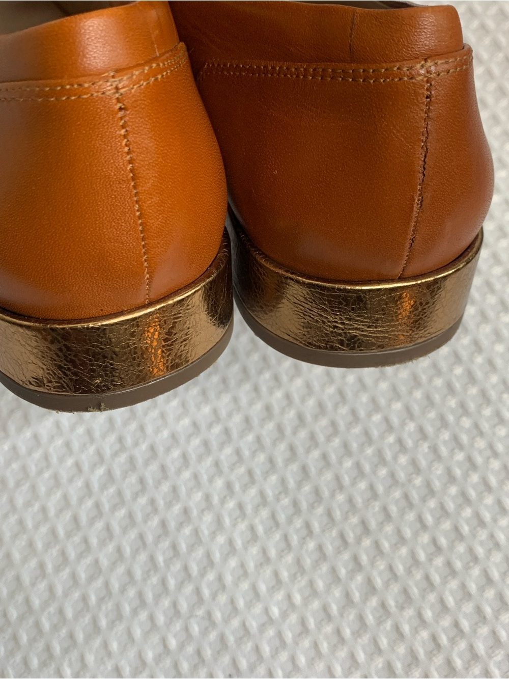 Louise et Cie Cognac Leather Loafers with Gold Chain Detail - Picture 9 of 12